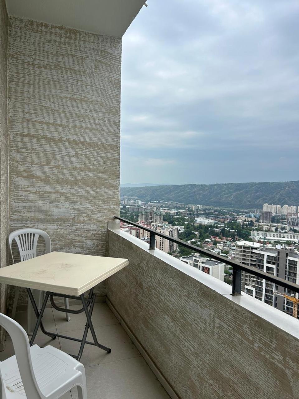 Vazi Aparthotel Tiflis Exterior foto